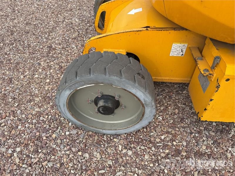 Manitou 150 AETJ Compact 2WD Electric Nacelle Articulee El Ανυψωτήρες με αρθρωτό βραχίονα