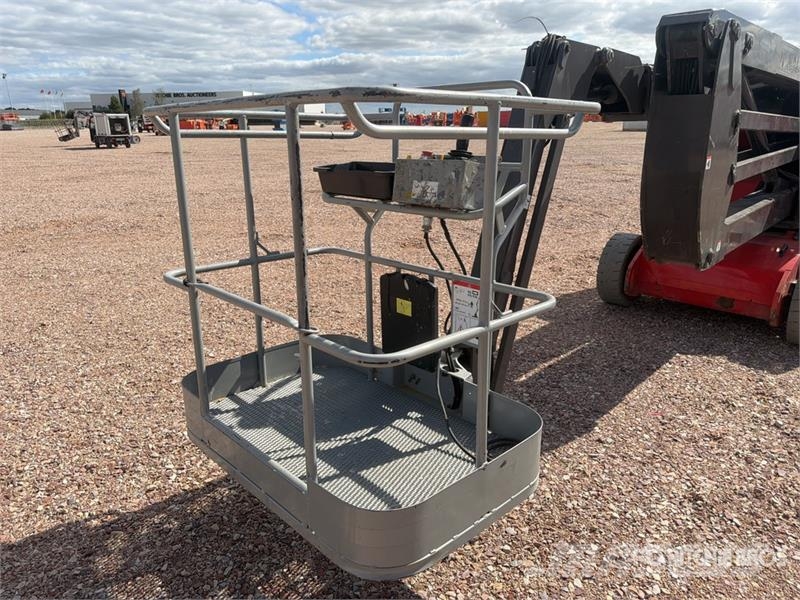Manitou 150 AETJ Compact 2WD Electric Nacelle Articulee Ar Ανυψωτήρες με αρθρωτό βραχίονα
