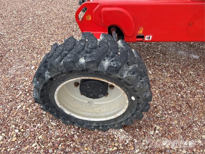 Manitou 160 ATJ E3 4WD Diesel Nacelle Telescopique Articul Ανυψωτήρες με αρθρωτό βραχίονα