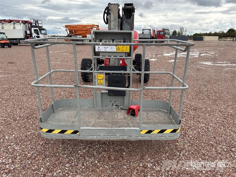 Manitou 160 ATJ E3 4WD Diesel Nacelle Telescopique Articul Ανυψωτήρες με αρθρωτό βραχίονα