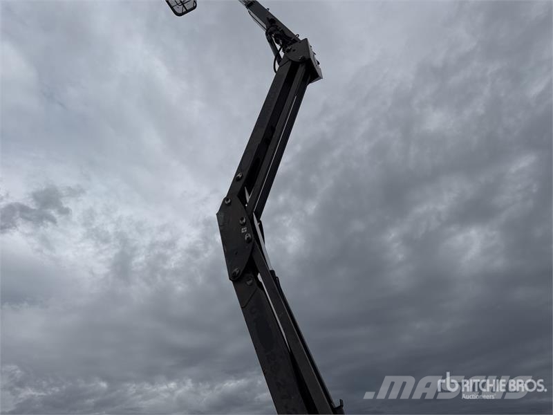 Manitou 160 ATJ E3 4WD Diesel Nacelle Telescopique Articul Ανυψωτήρες με αρθρωτό βραχίονα
