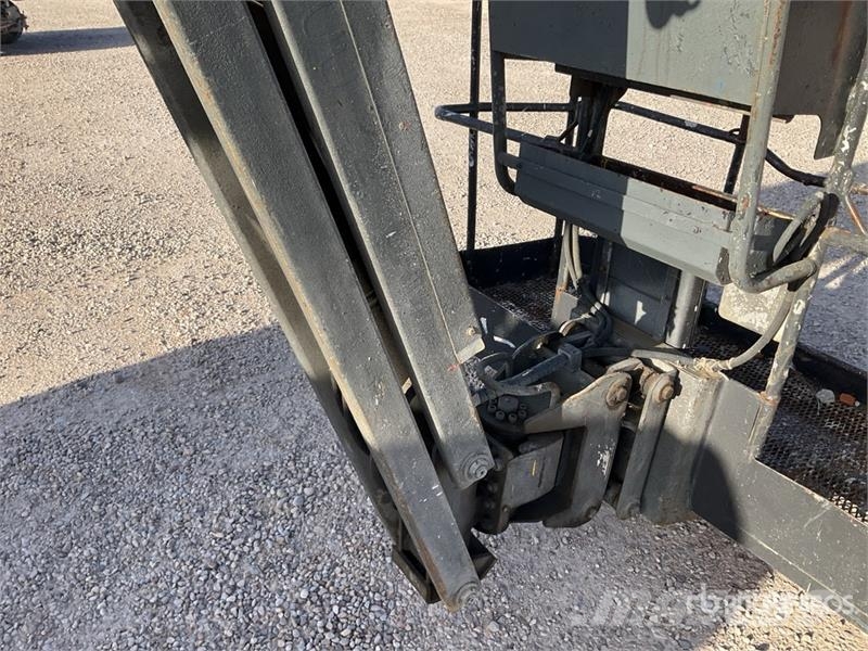 Manitou 160AJT 관절형 전동이동 리프트