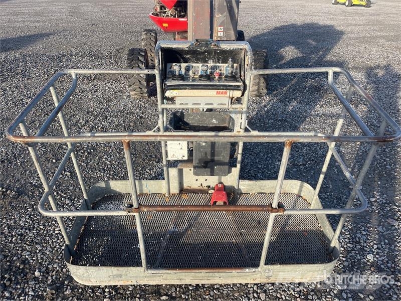 Manitou 160ATJ رافعات سلة مفصلية