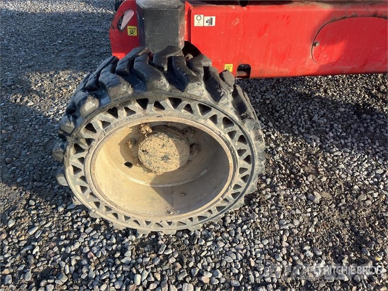 Manitou 160ATJ رافعات سلة مفصلية