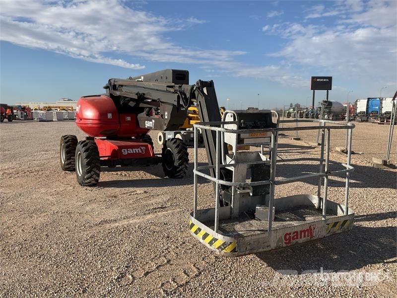 Manitou 180ATJ 4WD Diesel Articulating Boom Lift 관절형 전동이동 리프트