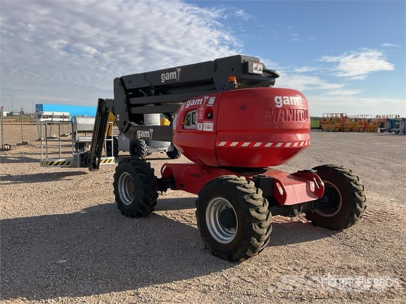 Manitou 180ATJ 4WD Diesel Articulating Boom Lift 관절형 전동이동 리프트