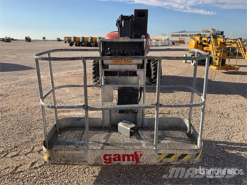 Manitou 180ATJ 4WD Diesel Articulating Boom Lift 관절형 전동이동 리프트