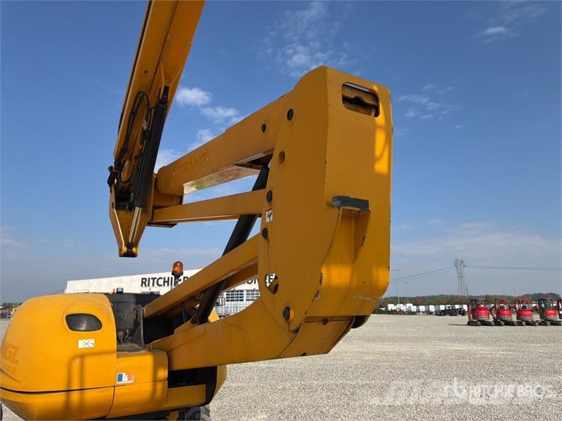Manitou 180ATJ Diesel Articulating Boom Lift ブームリフト 屈伸型