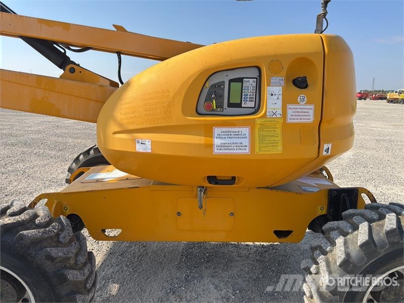 Manitou 180ATJ Diesel Articulating Boom Lift ブームリフト 屈伸型