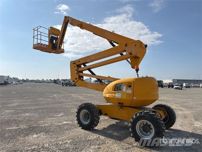 Manitou 180ATJ Diesel Articulating Boom Lift ブームリフト 屈伸型