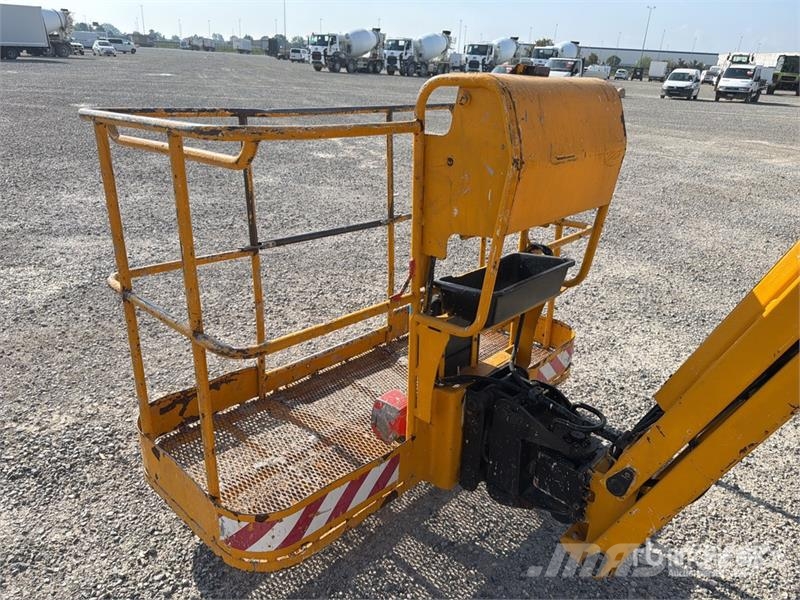 Manitou 180ATJ Diesel Articulating Boom Lift ブームリフト 屈伸型