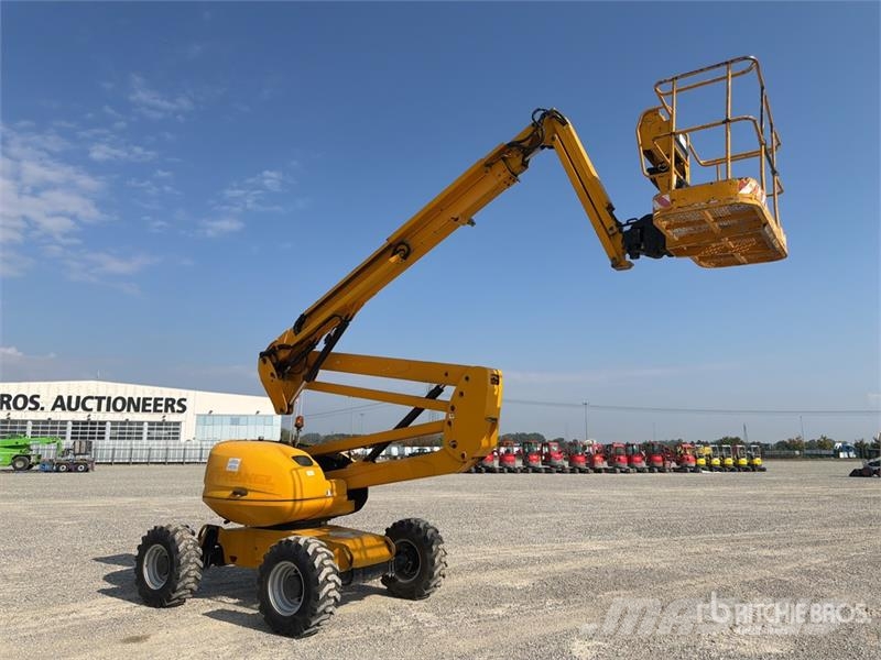 Manitou 180ATJ Diesel Articulating Boom Lift ブームリフト 屈伸型