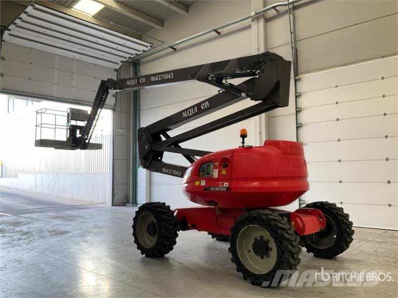Manitou 200ATJ Strēles pacēlāji