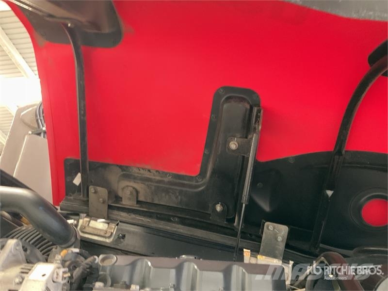 Manitou 200ATJ Iseliikuvad poomtõstukid
