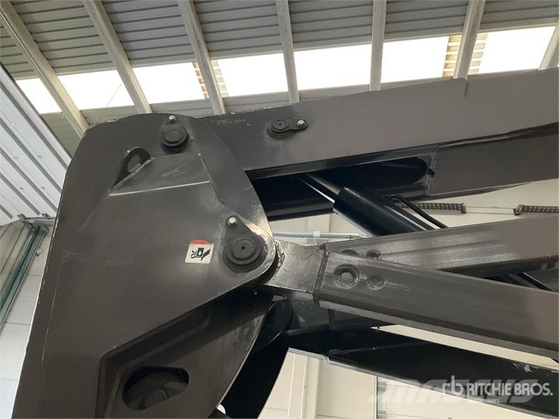 Manitou 200ATJ Nacelles articulées