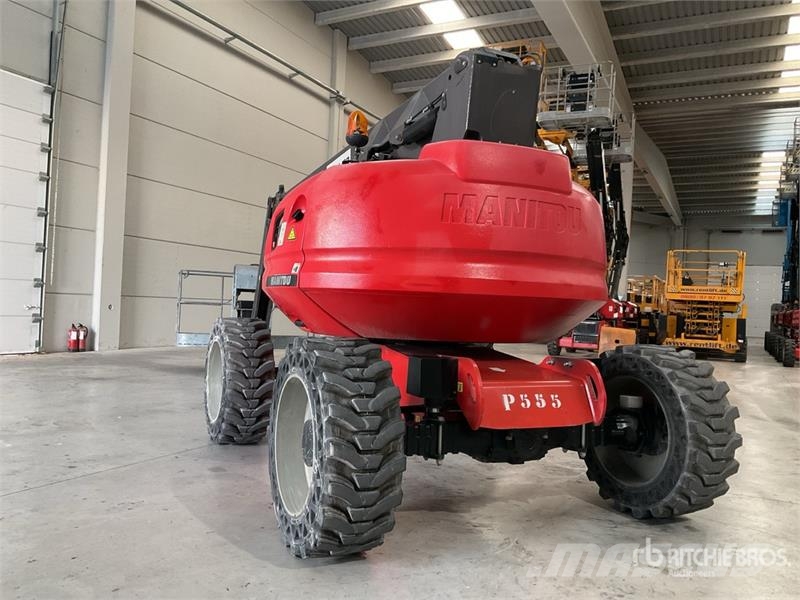 Manitou 200ATJ Strēles pacēlāji