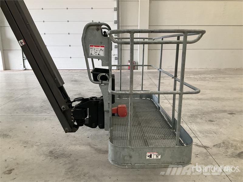 Manitou 200ATJ Nacelles articulées