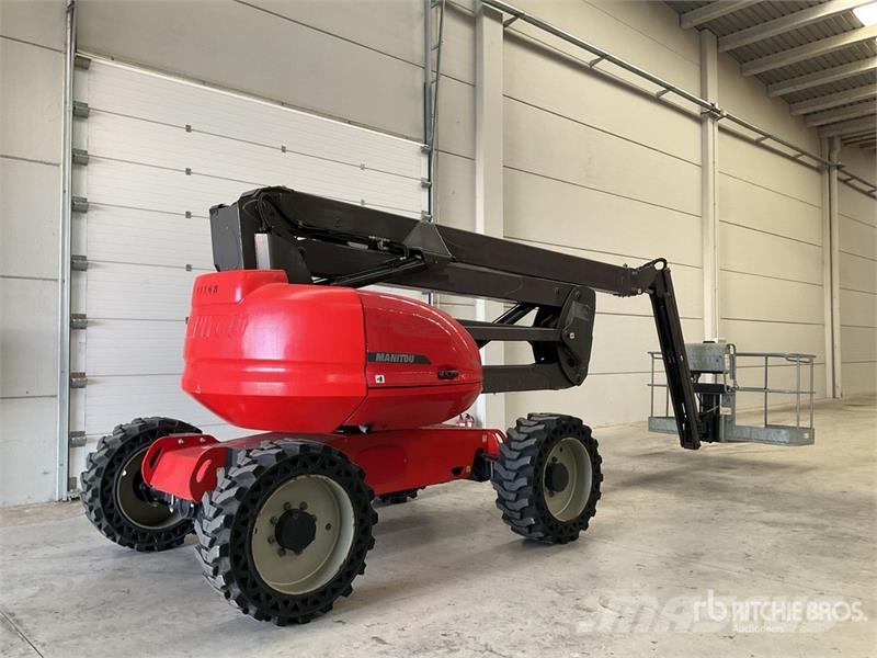 Manitou 200ATJ Elevadores braços articulados
