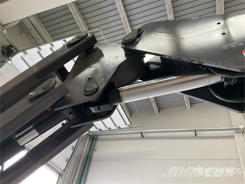 Manitou 200ATJ Nacelles articulées