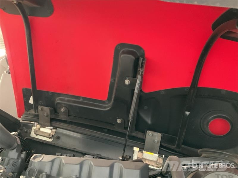 Manitou 200ATJ Iseliikuvad poomtõstukid