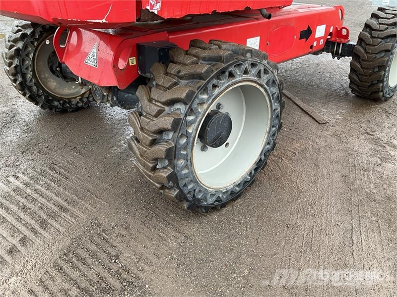Manitou 220TJ 4WD Diesel Telescopic Boom Lift Teleskopske podizne platforme