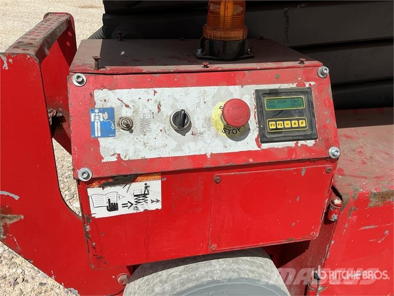 Manitou 78XE Electric Scissor Lift رافعات مقصية الشكل