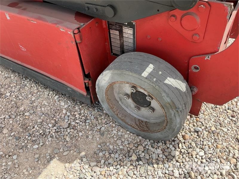 Manitou 78XE Electric Scissor Lift رافعات مقصية الشكل