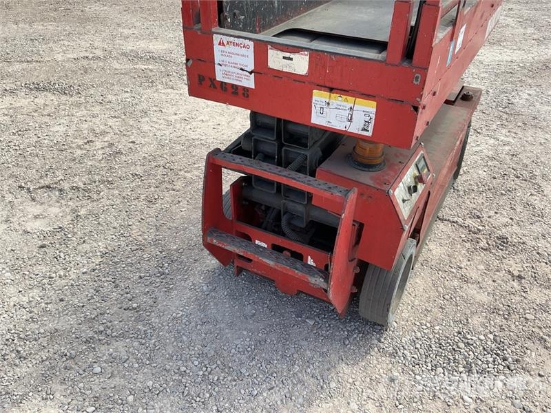 Manitou 78XE Electric Scissor Lift رافعات مقصية الشكل
