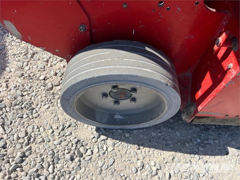 Manitou 81XE Scissor Lift Saxlifte