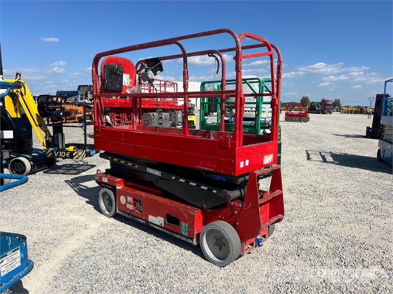 Manitou 81XE Scissor Lift Saxlifte