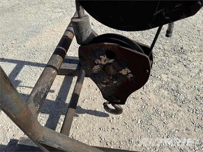 Manitou Argano 4T Telehandler Winch Attachment Építőipar - Egyebek