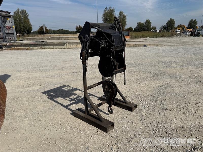 Manitou Argano 4T Telehandler Winch Attachment Építőipar - Egyebek