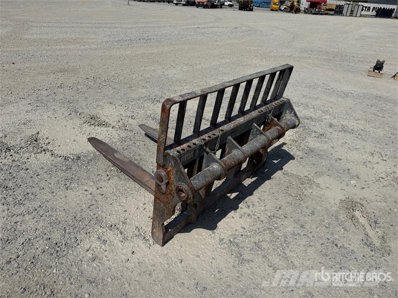 Manitou Floating Fork Carriage مكونات أخرى