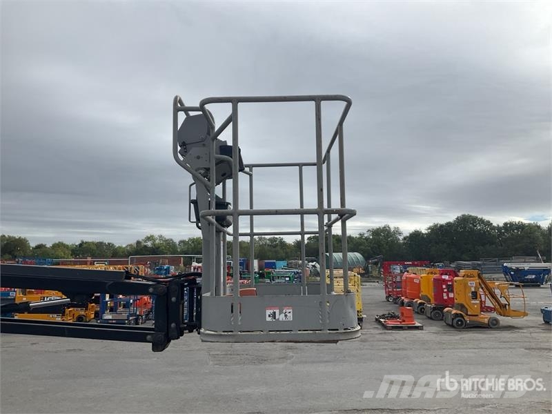 Manitou MAN GO 12 4WD Diesel Articulating Boom Lift Articulated boom lifts