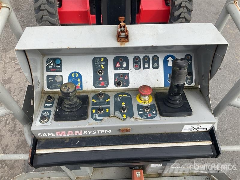 Manitou MAN GO 12 4WD Diesel Articulating Boom Lift Articulated boom lifts