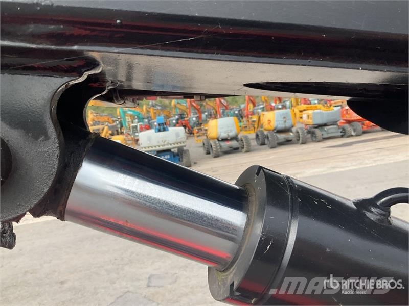 Manitou MAN GO 12 4WD Diesel Articulating Boom Lift Articulated boom lifts