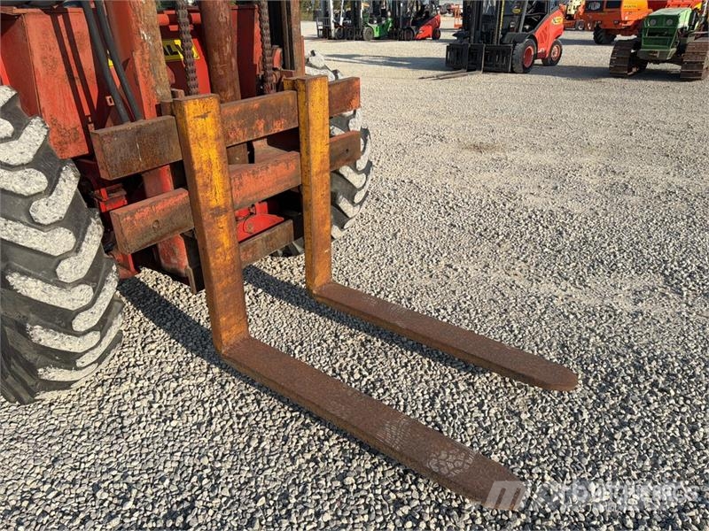 Manitou MB40B 4000 kg 4x2 Rough Terrain Forklift Geländestapler