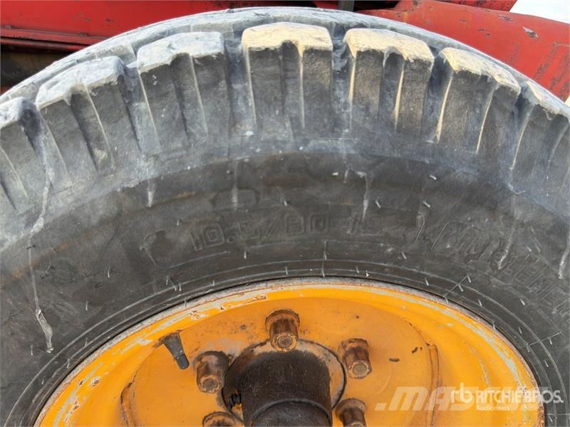 Manitou MB40B 4000 kg 4x2 Rough Terrain Forklift Geländestapler