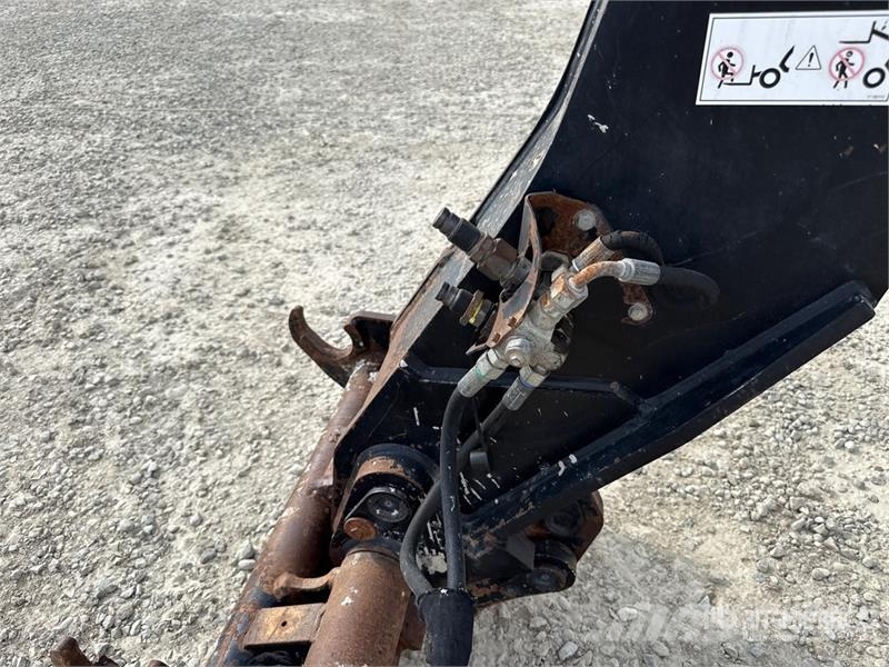 Manitou MLT735-120LSU POWERSHIFT Telehandler Teleskooplaadurid