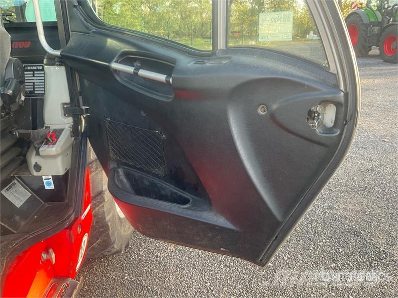 Manitou MLT741-140 V Plus Telehandler Teleskopiskie manipulatori