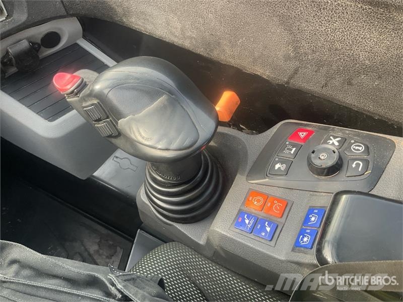 Manitou MLT741-140V+ Telehandler Teleskopski viličarji