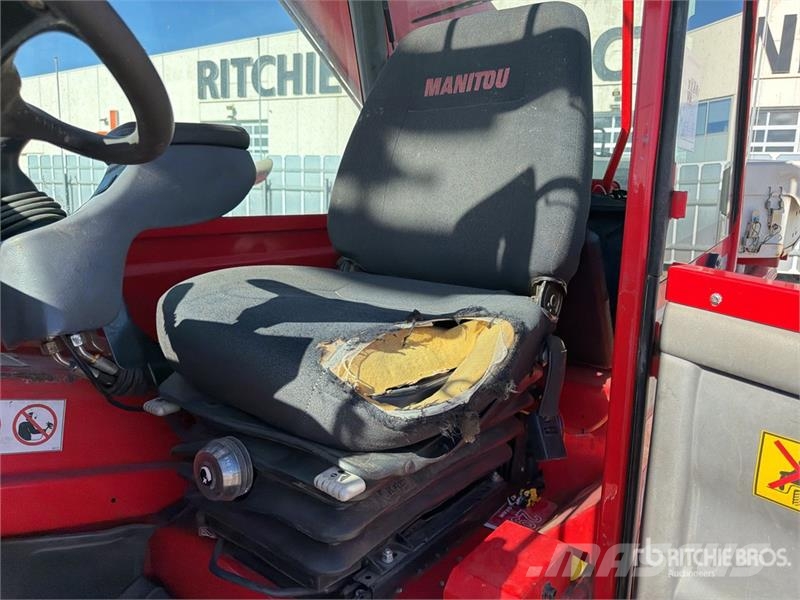 Manitou MLT845H Telehandler مناولات متداخلة