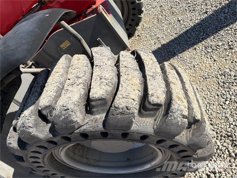 Manitou MLT845H Telehandler مناولات متداخلة