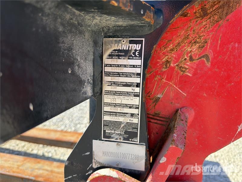 Manitou MLT845H Telehandler مناولات متداخلة