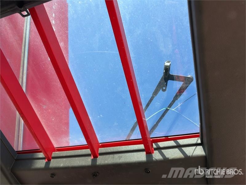 Manitou MLT845H Telehandler مناولات متداخلة