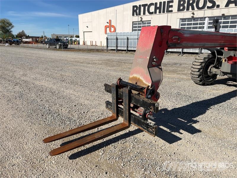Manitou MLT845H Telehandler مناولات متداخلة