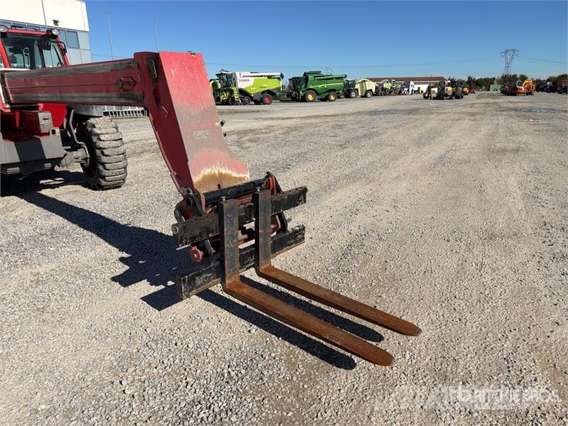 Manitou MLT845H Telehandler مناولات متداخلة