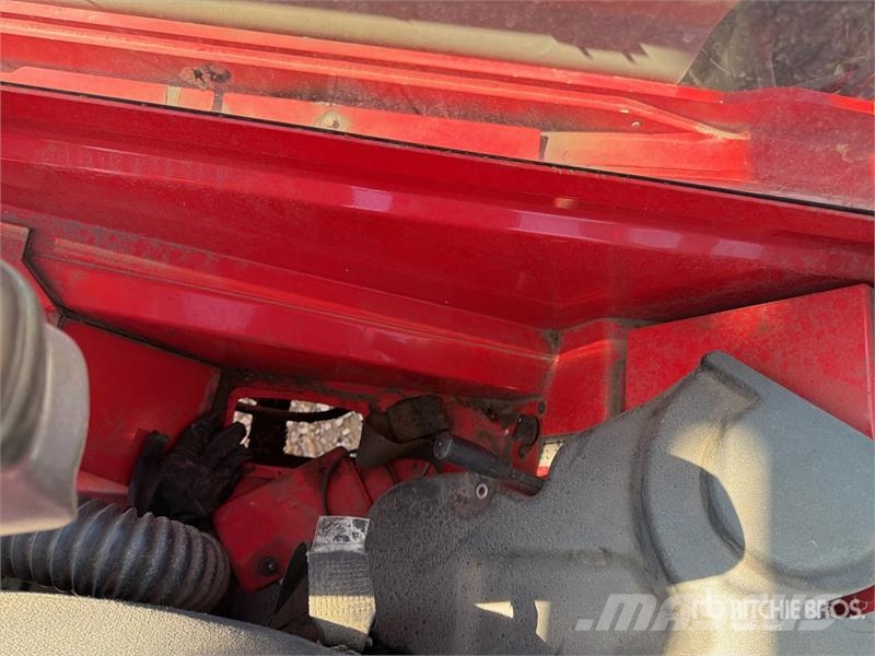 Manitou MLT845H Telehandler مناولات متداخلة