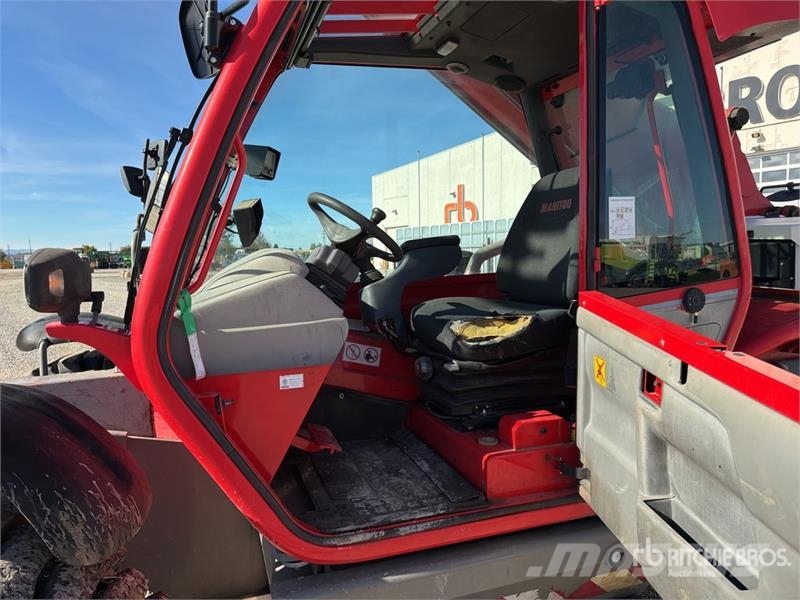 Manitou MLT845H Telehandler مناولات متداخلة