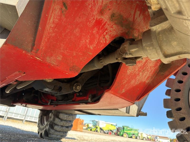 Manitou MLT845H Telehandler مناولات متداخلة